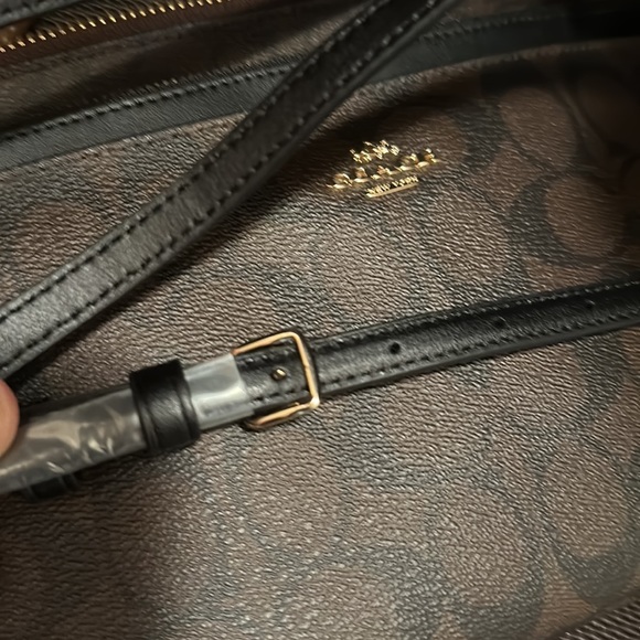 COACH Crossbody, Fabric Type Canvas,Leather
Closure Type
Snap - Picture 11 of 13